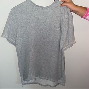 men's light gray t shirt with pocket.